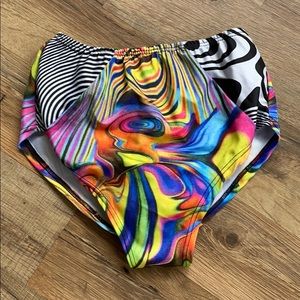 Rave with Mi Gente Scrunch Bottoms